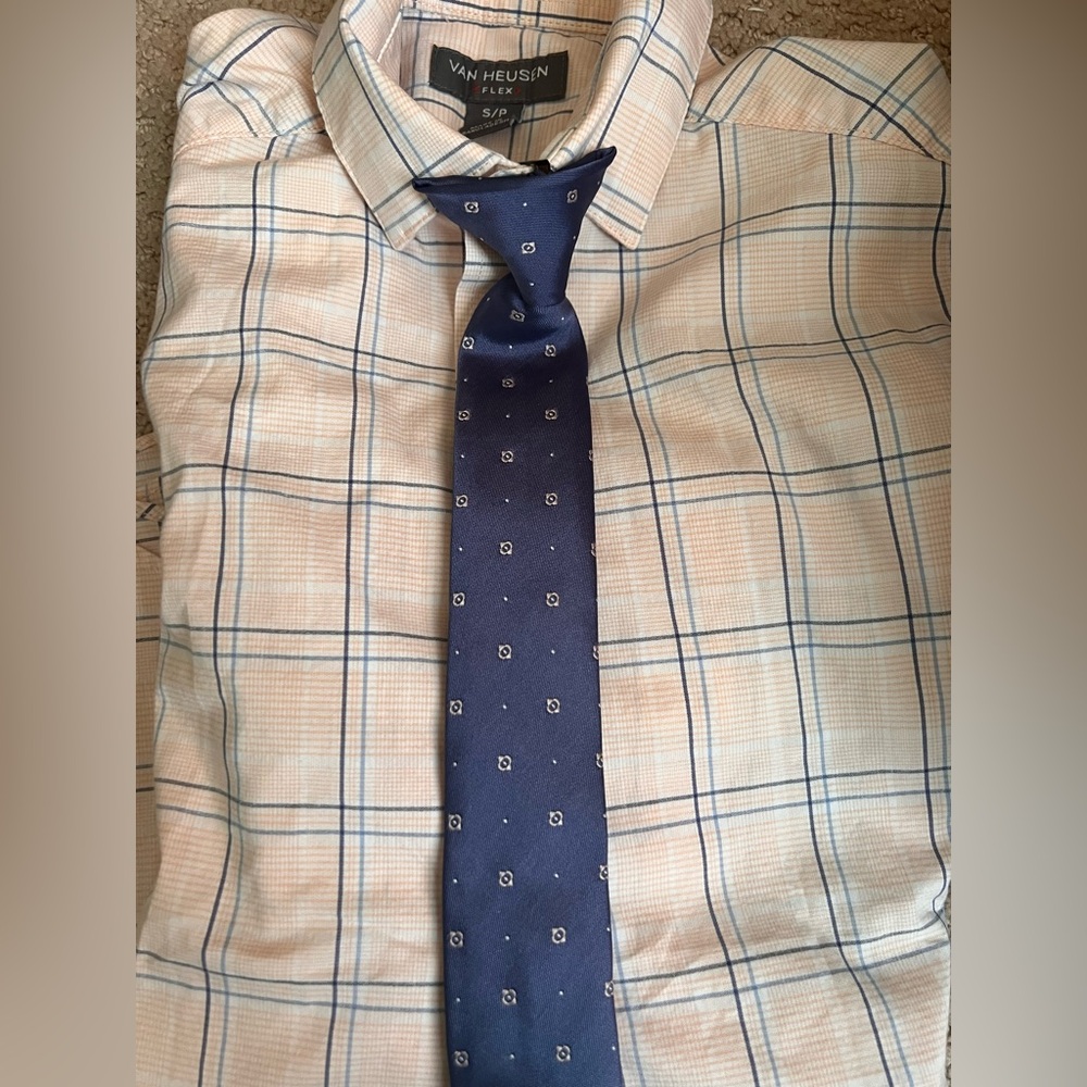 Van Heusen boy button down